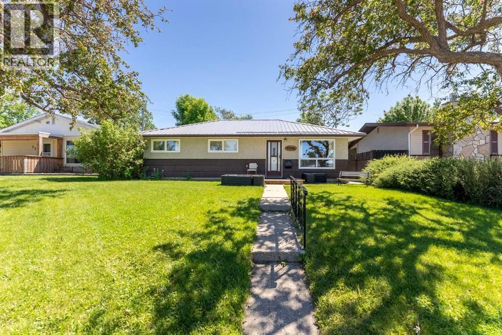 2206 5a Avenue N, Lethbridge