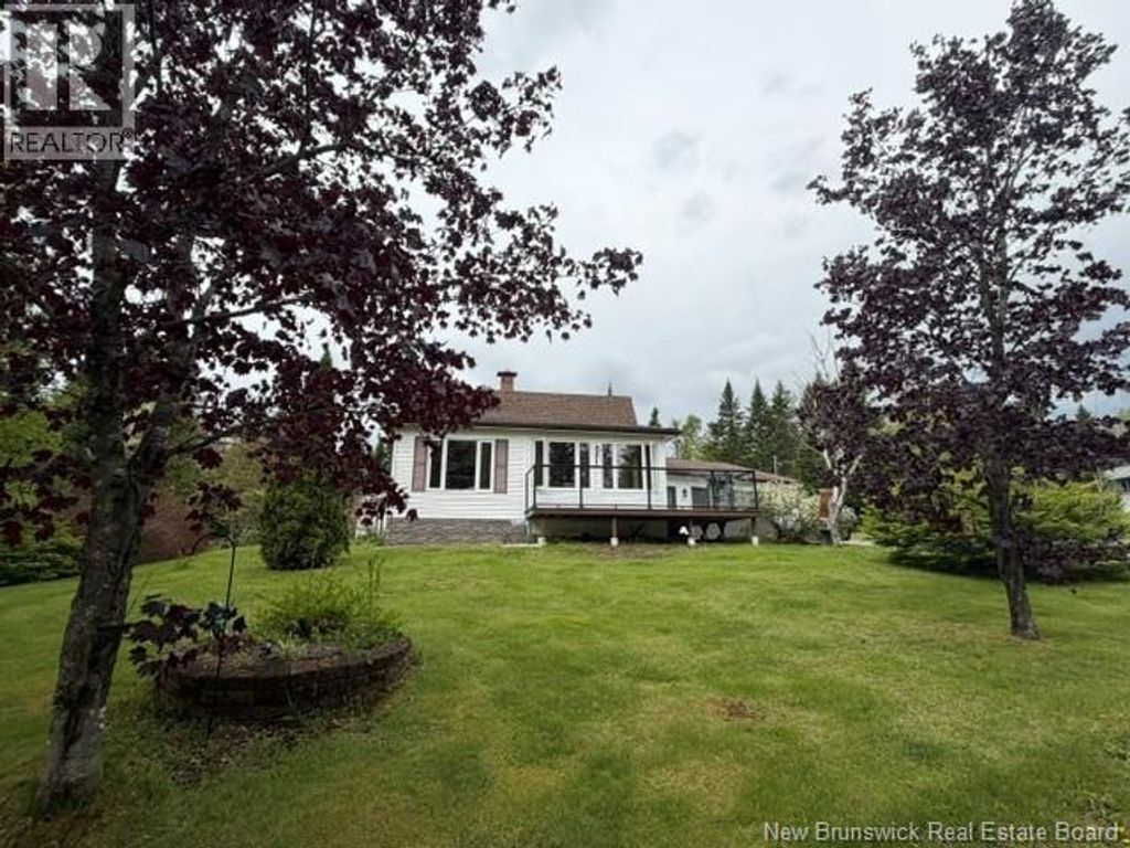 142 Mechanic Lake Road, Mechanic Settlement