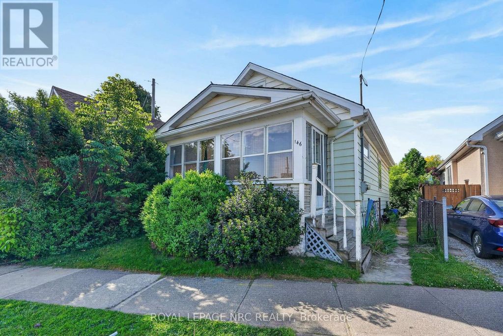146 Carlton Street, St. Catharines (downtown)