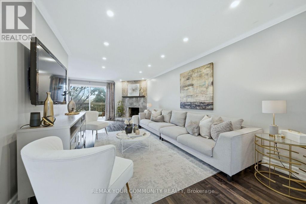 25 Cheryl Shepway Crescent, Toronto (don Valley Village)