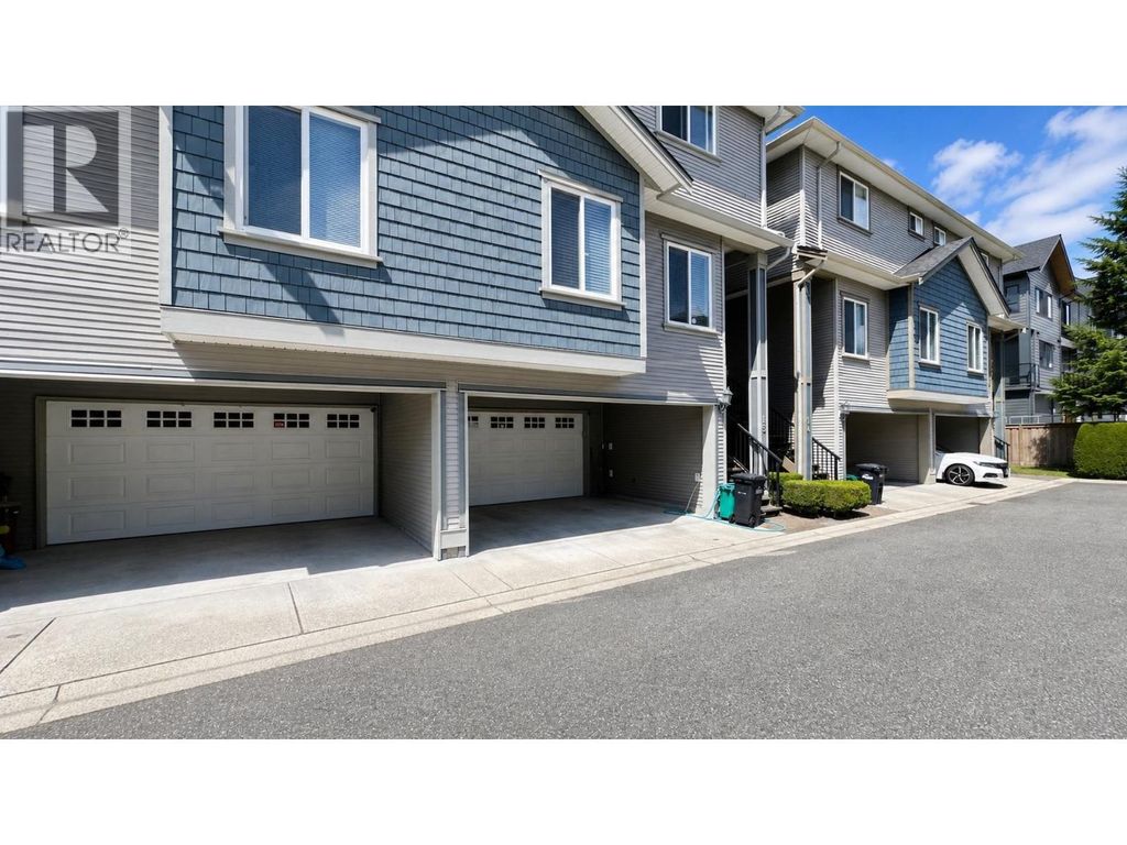 15 10222 No.1 Road, Richmond