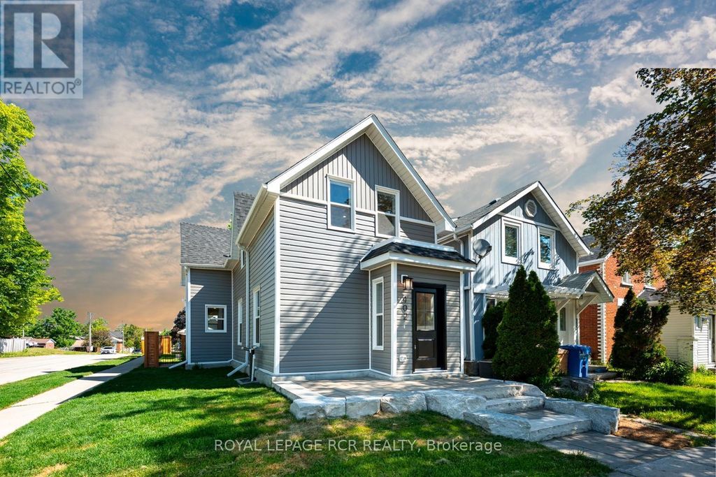 402 Main Street E, Shelburne