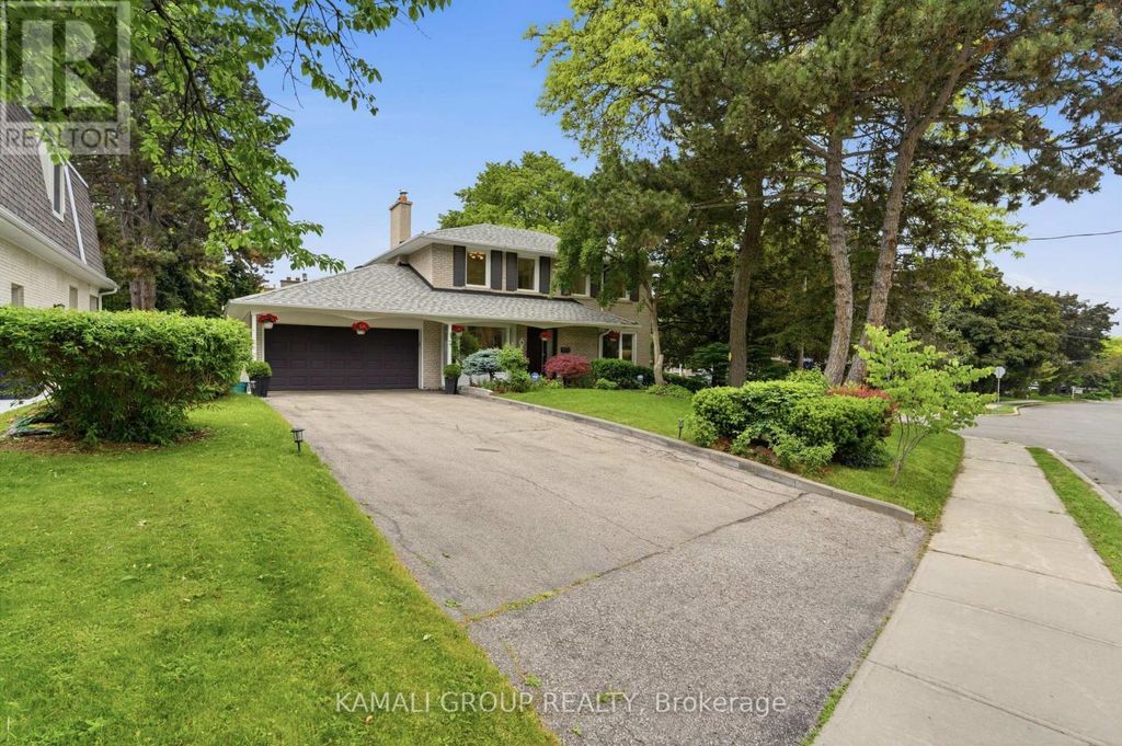 30 Blue Ridge Road, Toronto (bayview Village)