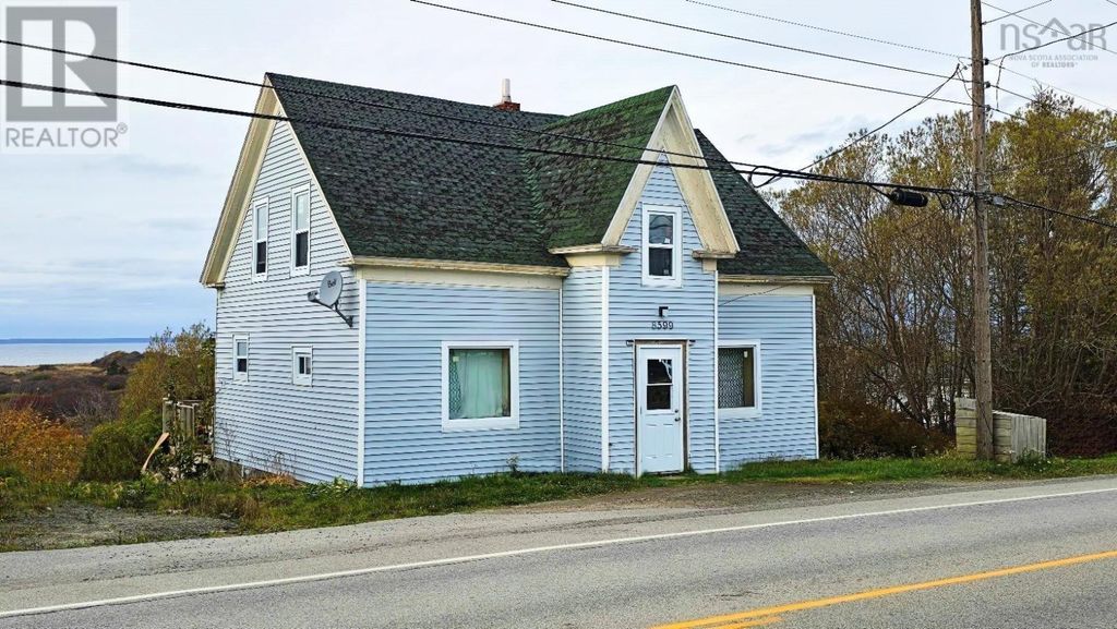 8599 Highway 1, Meteghan Centre