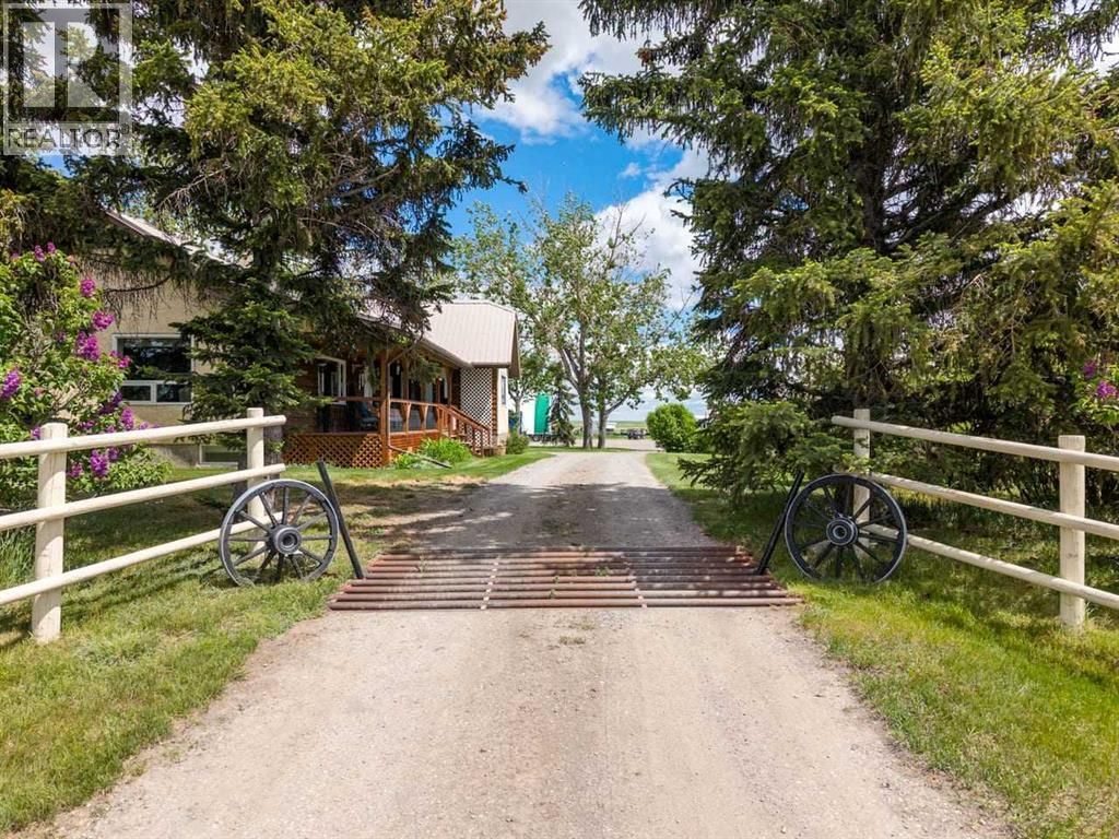 80060 475 Avenue E, Rural Foothills County