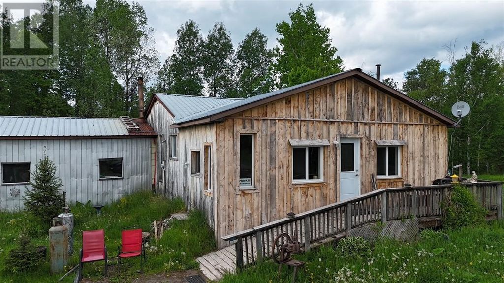313 Seldom Seen, Massey