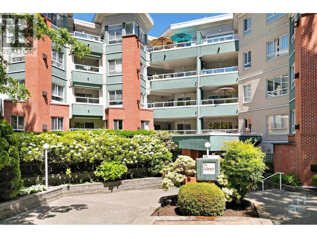 411 128 W 8th Street, North Vancouver