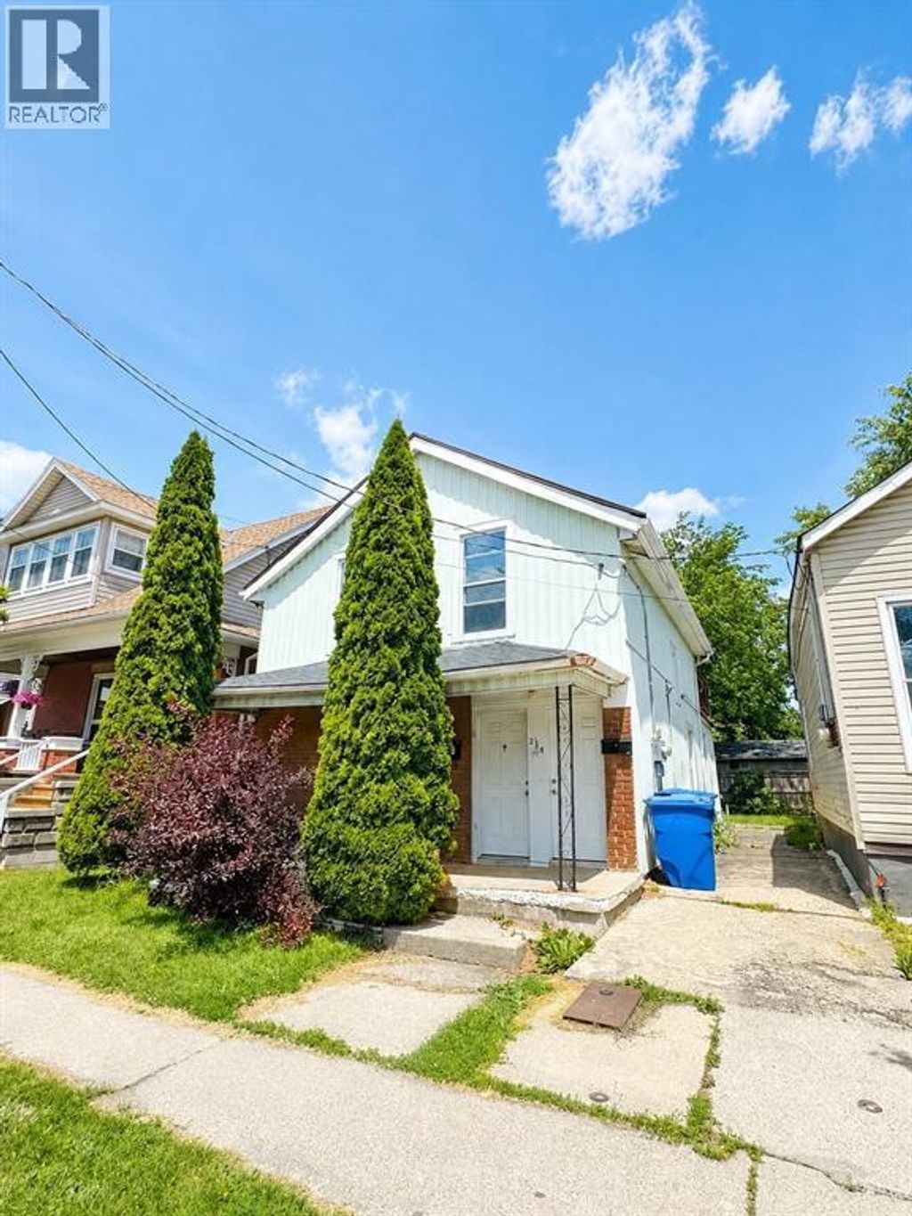 234 Lochiel Street, Sarnia