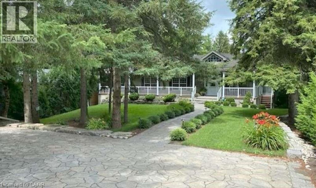 527 River Road, Cambridge