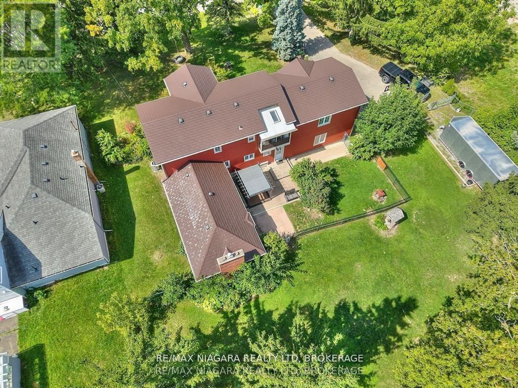 7060 Garner Road, Niagara Falls (forestview)
