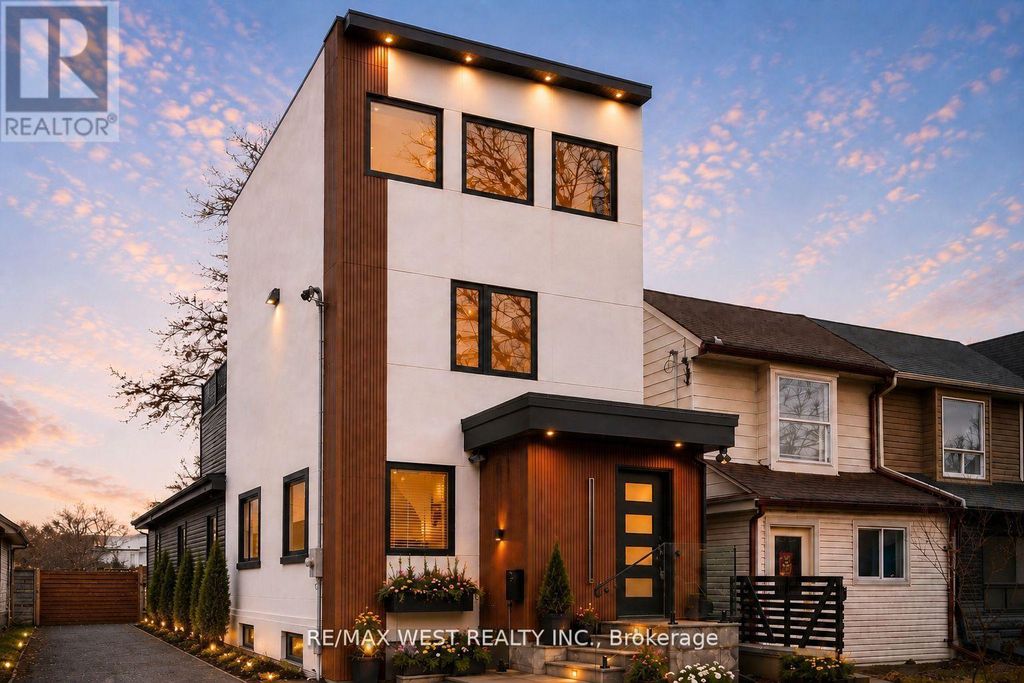 201 Rhodes Avenue, Toronto (greenwood-Coxwell)