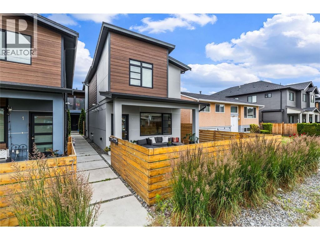 771 Raymer Avenue Unit# 2, Kelowna