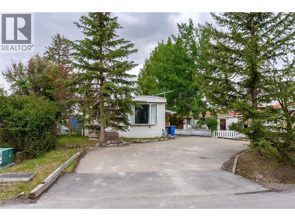 5 Copper Court, Logan Lake