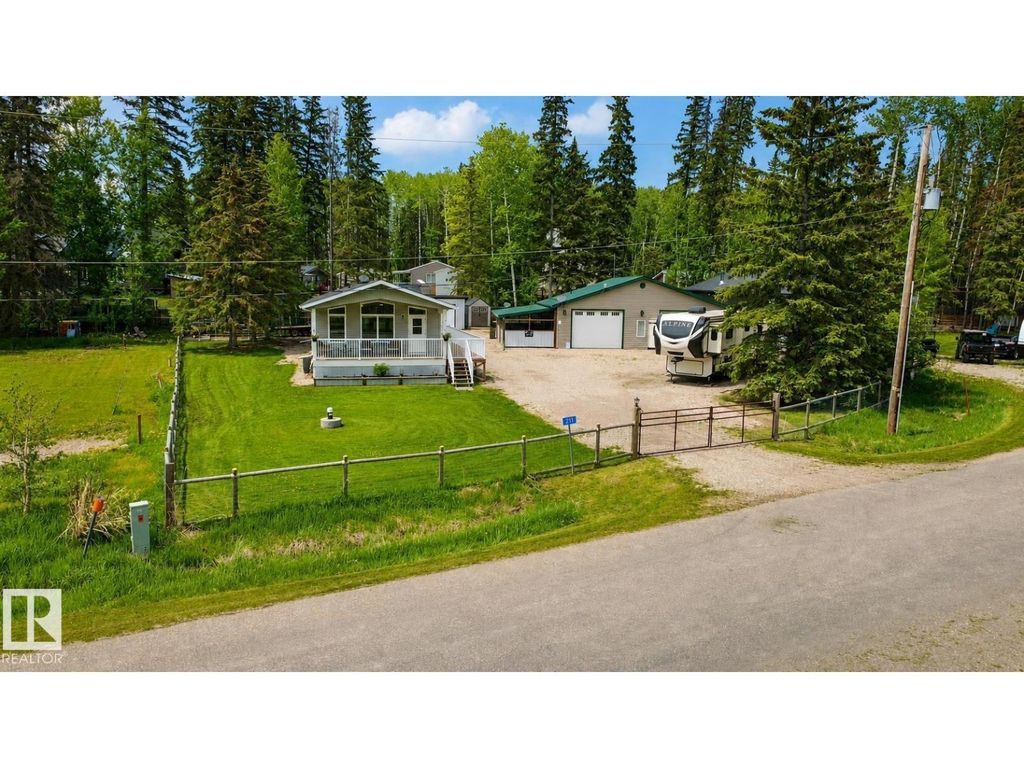 211 Labonte Dr, Rural Athabasca County