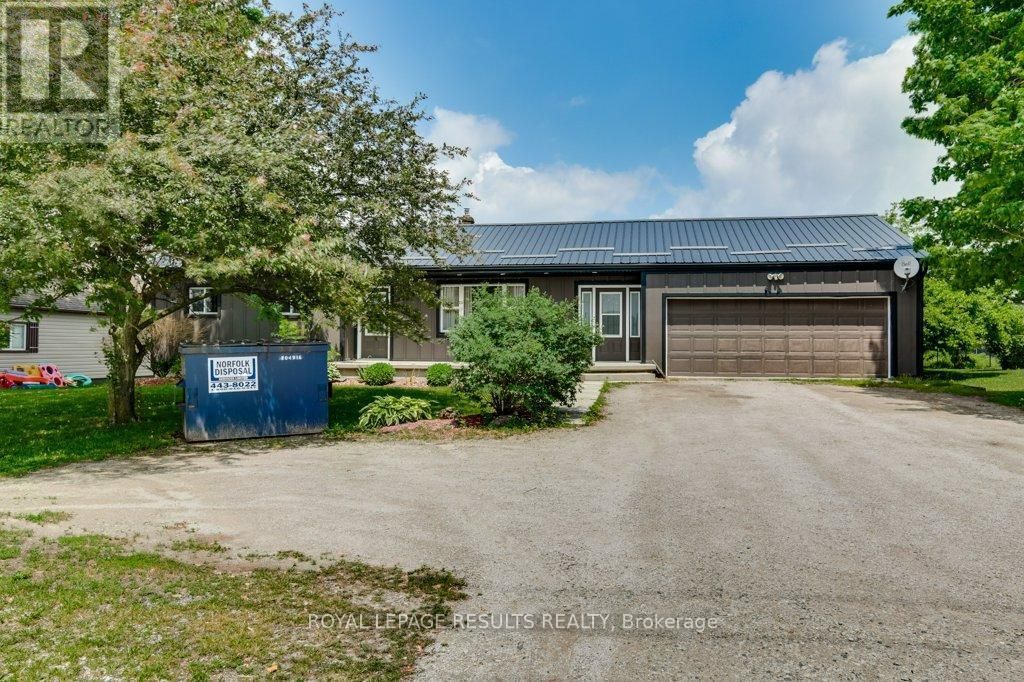 64 North Street E, Tillsonburg