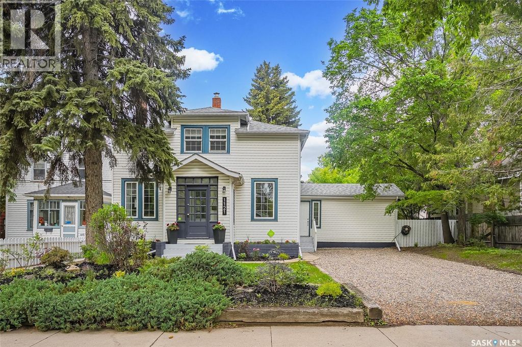 1121 B Avenue N, Saskatoon