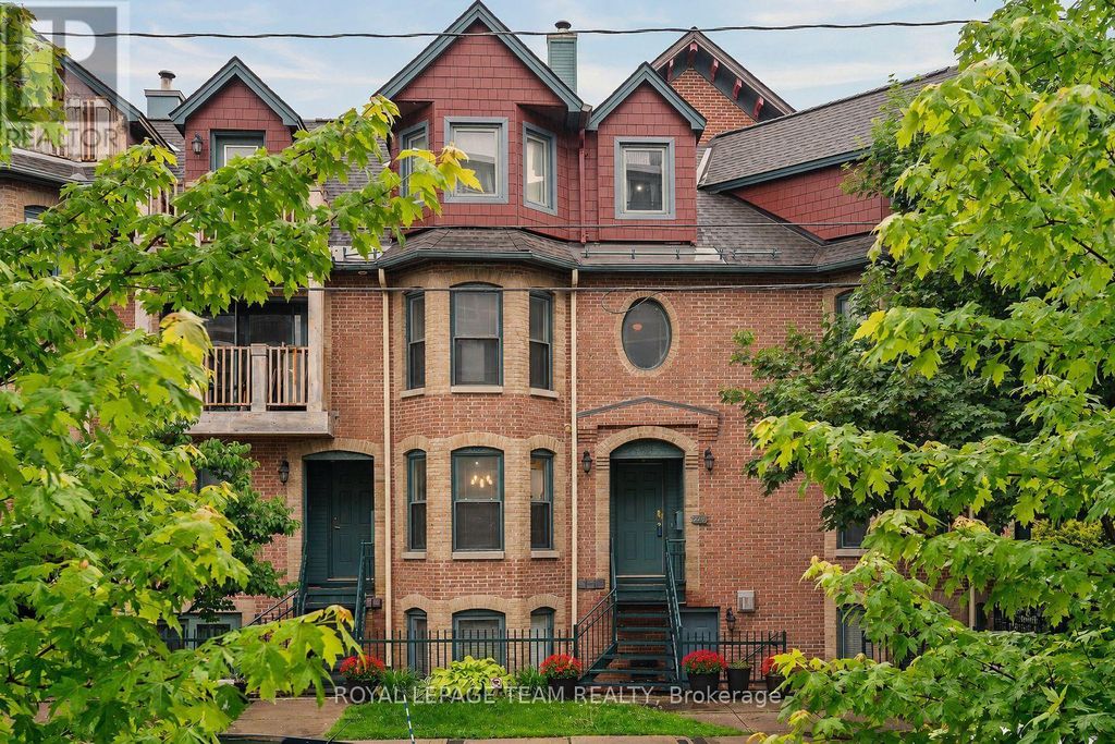 2 - 220 Wilbrod Avenue, Ottawa