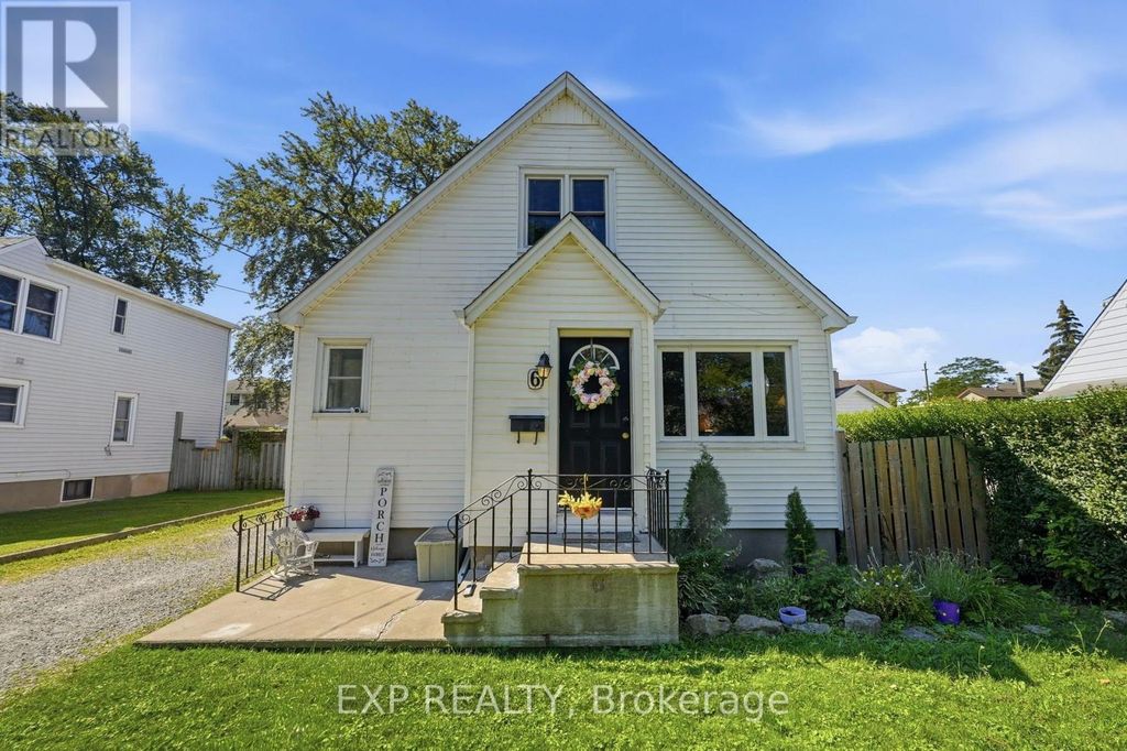 6 Cedardale Avenue, St. Catharines (secord Woods)