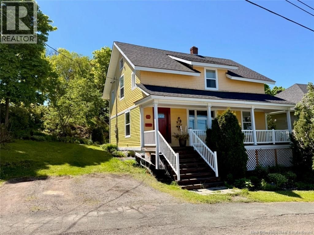 24 Stanley Street, Campbellton