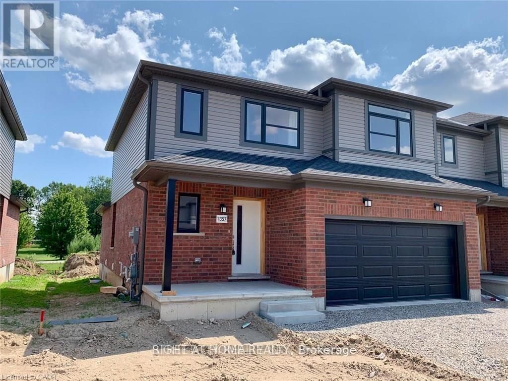 1357 Michael Circle, London East (east D)