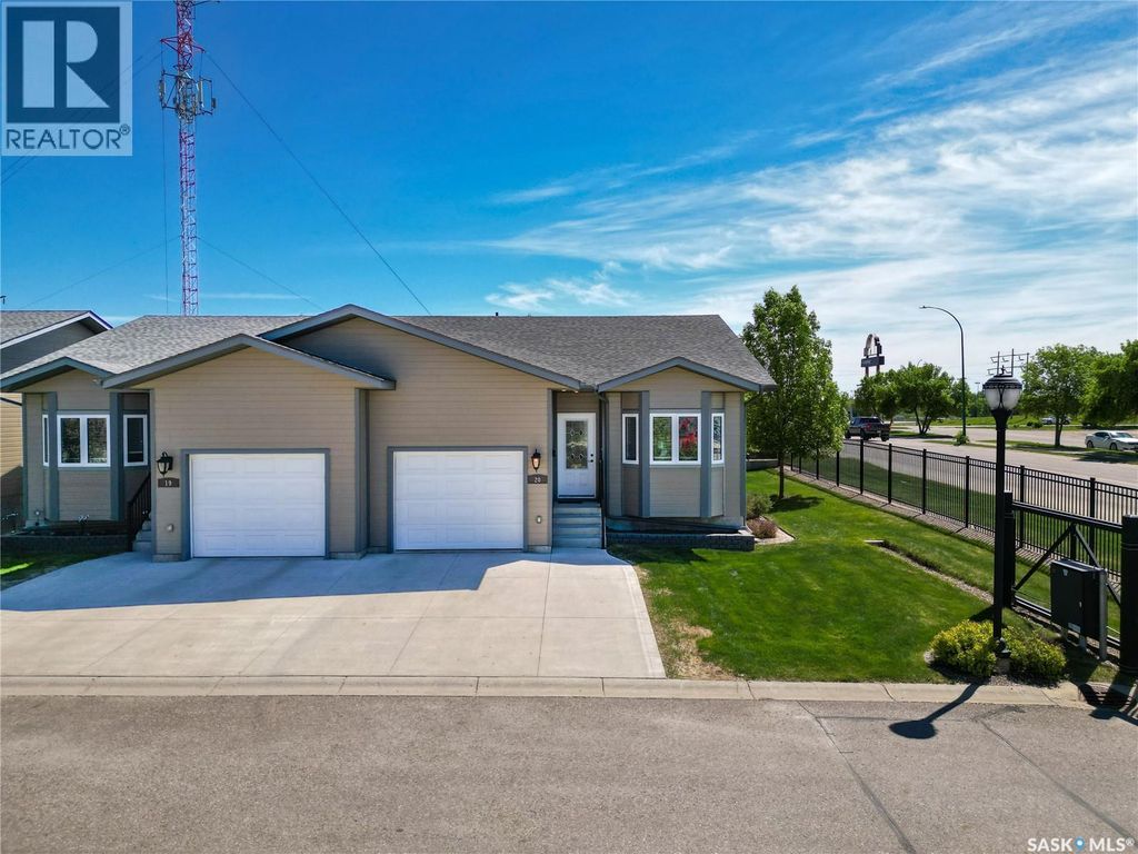 20 550 Southwood Drive, Prince Albert