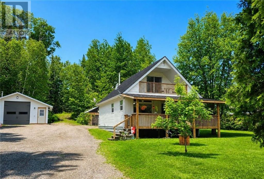 307 Deschene, Westree