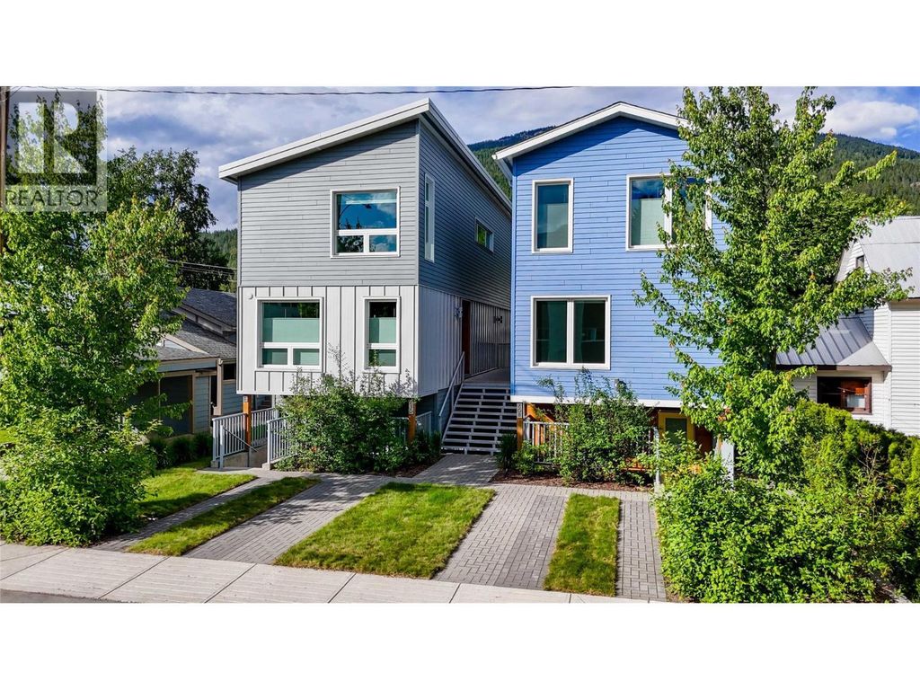 410 Fourth Street W, Revelstoke