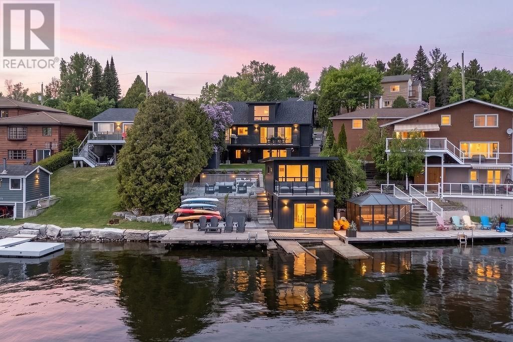 1305 North Shore Drive, Sudbury