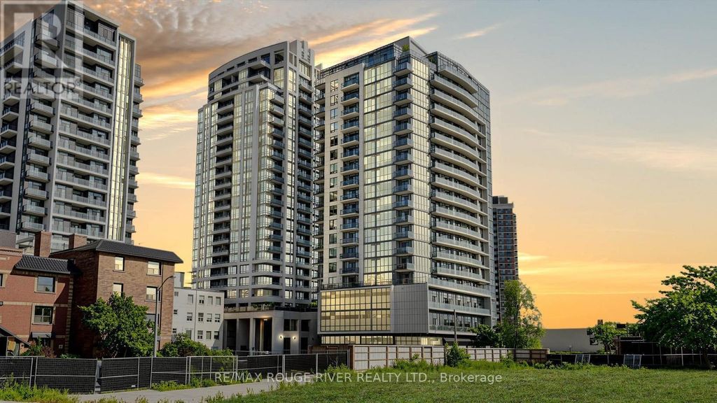 503 - 1486 Bathurst Street, Toronto (humewood-Cedarvale)