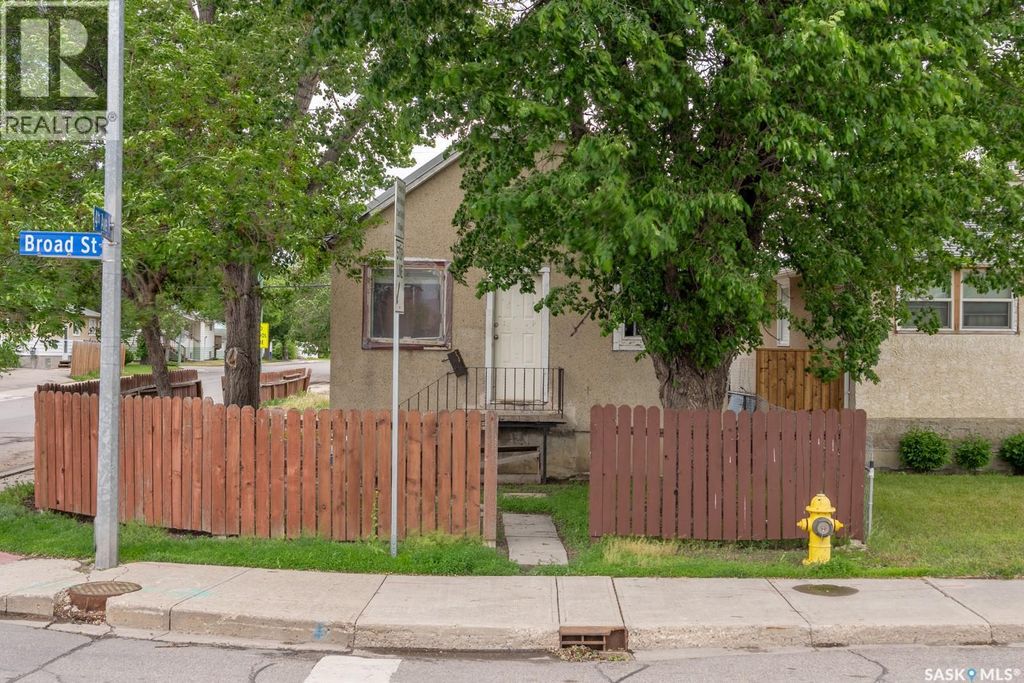 201 Broad Street, Regina