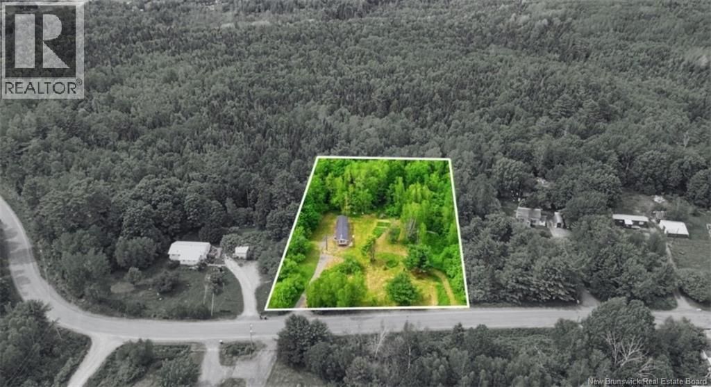 475 Penniac Road, Mount Hope