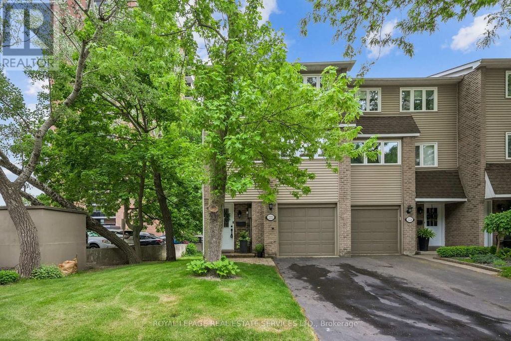 1 - 2222 Marine Drive, Oakville (br Bronte)