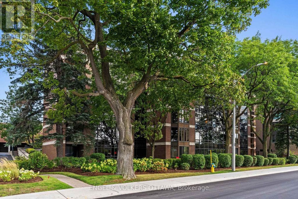 406 - 111 Echo Drive, Ottawa
