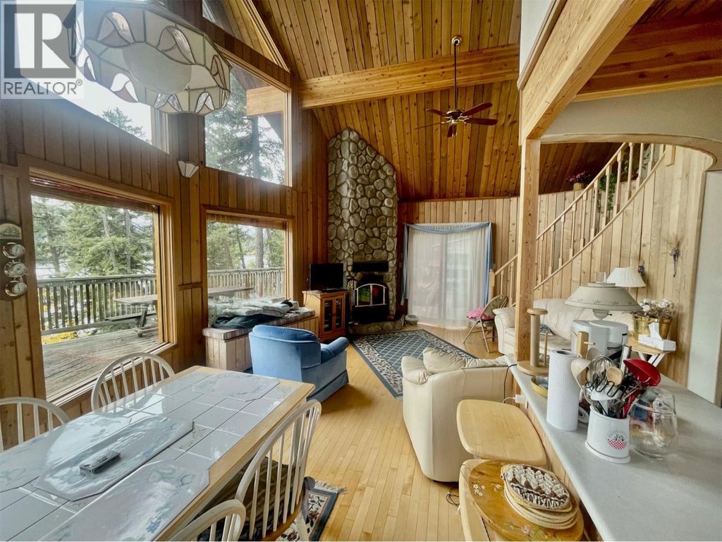 8200 Gun Lake Road W, Gold Bridge