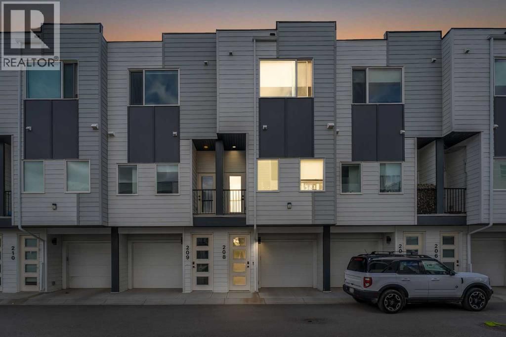 208, 101 Panatella Square Nw, Calgary