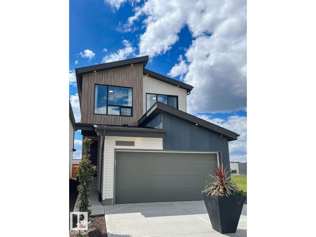 202 Stetson Lo, Ardrossan