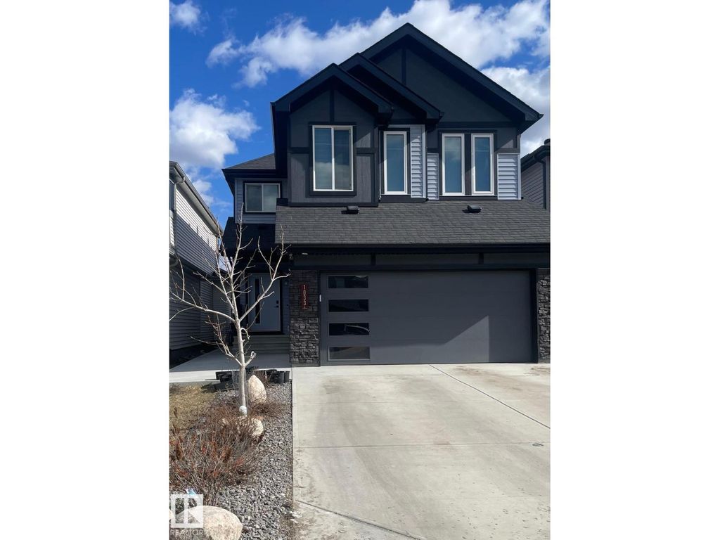 1033 Christie Vista Vs Sw, Edmonton