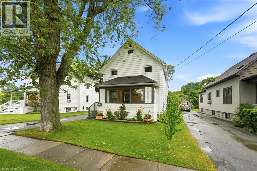 458 Davis Street, Port Colborne