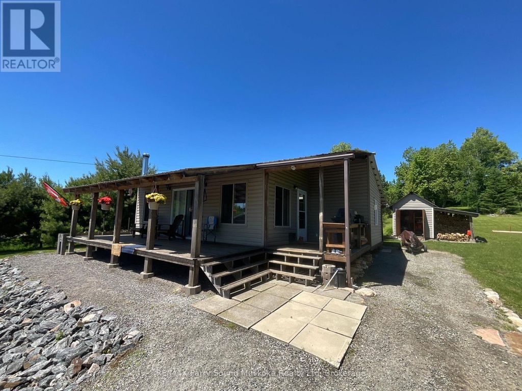 135 Daniel Drive, Parry Sound Remote Area (restoule)