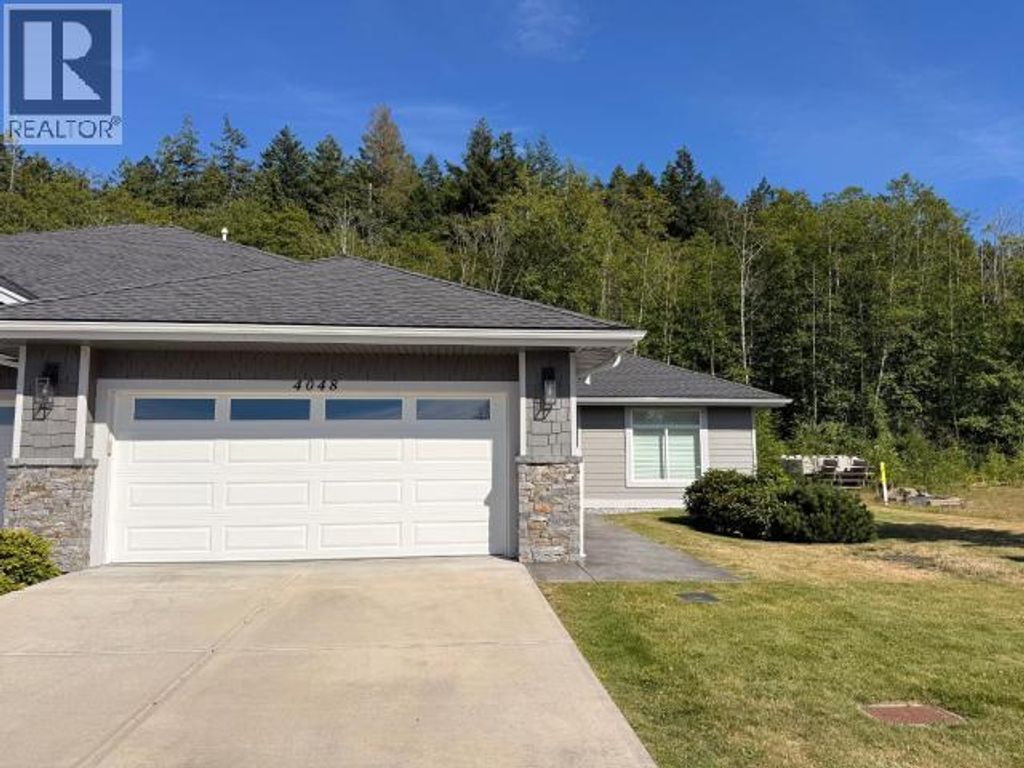4048 Saturna Ave, Powell River