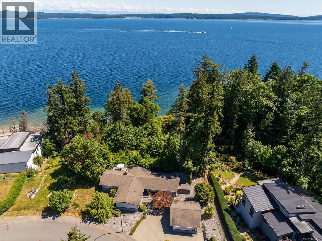 10075 Daniel St, Chemainus