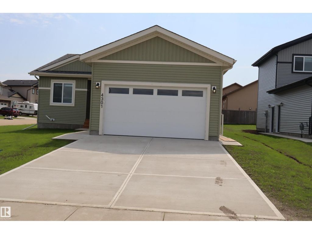 4301 Cedar Drive, Wetaskiwin