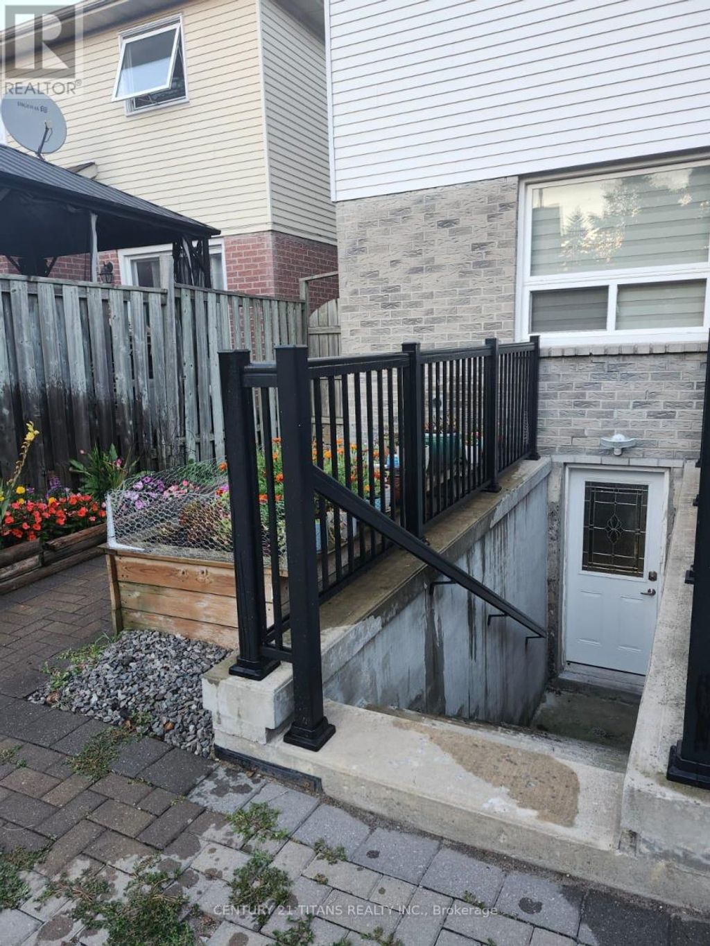 56 Barnes Drive, Ajax (central)