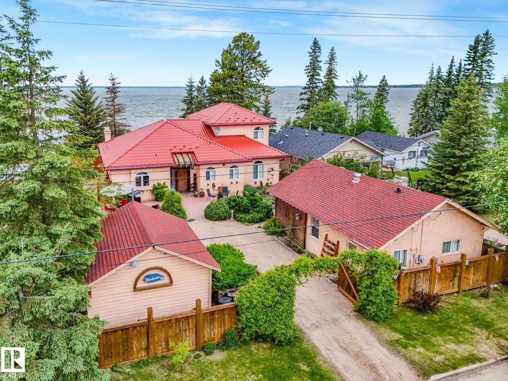 511 1 Av, Rural Wetaskiwin County