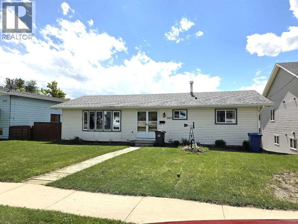 5039 56 Street E, Innisfail