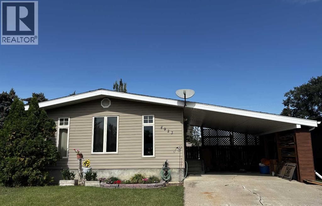4923 52 Avenue, Taber