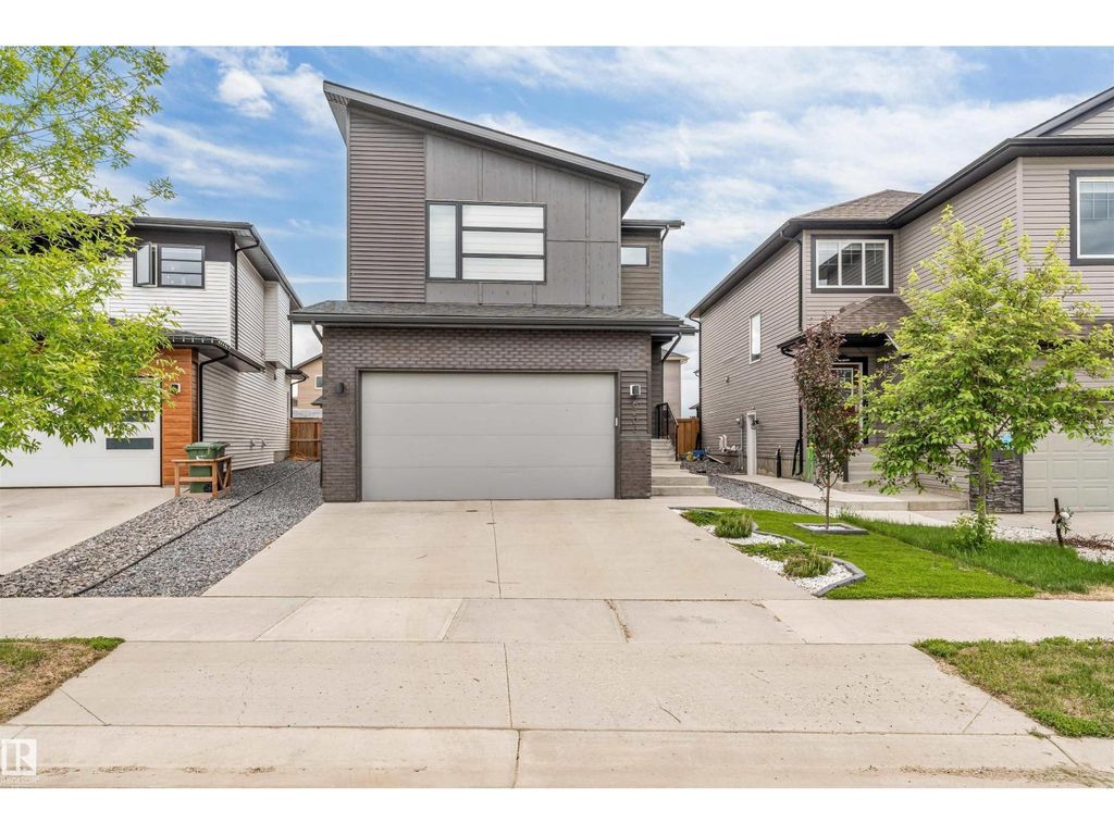 6203 47 Av, Beaumont