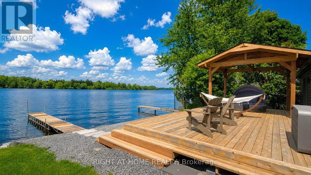 3858 Rideau River Road, North Grenville