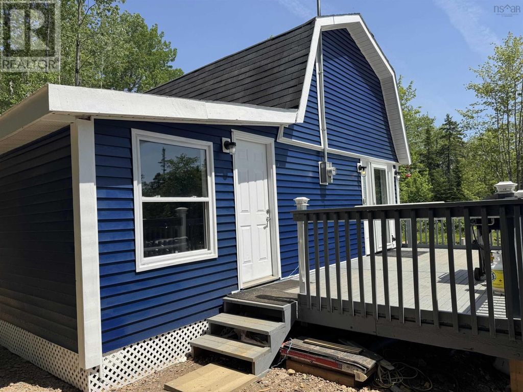 45 Beeler Road, Elmwood