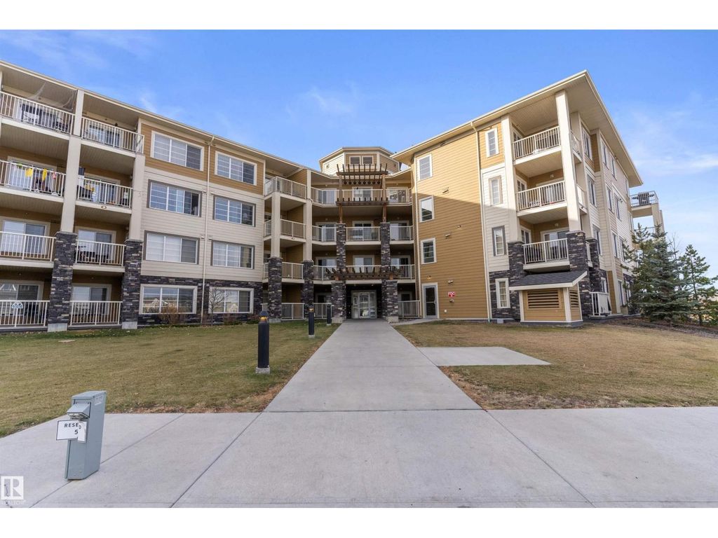 #305 3670 139 Av Nw, Edmonton